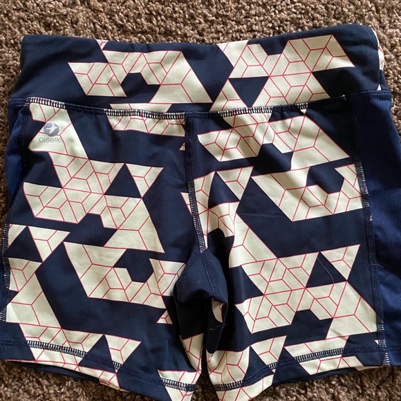 Oiselle shorts - Picture 1 of 3